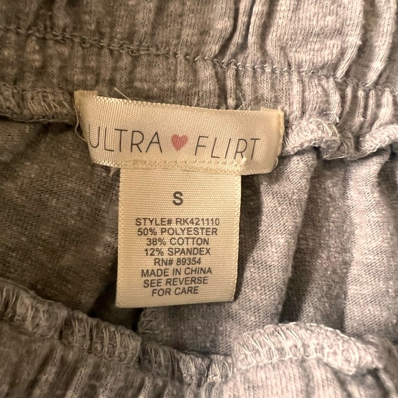 70’s Inspired Shorts - Picture 4 of 7